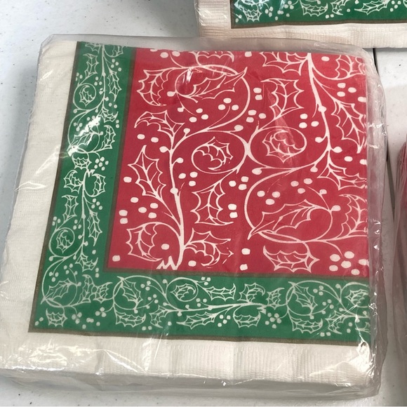 Party House Vintage Christmas Holiday Napkins 3 Packs of 32 2-Ply Napkins Holly - Picture 9 of 9